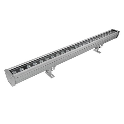 XFLOW Světlomet venkovní reflektor, materiál hliník, povrch elox, krycí sklo tvrzené, LED 24W, 2712lm, teplá 3000K, UGR<7, 230V, IK08, IP65, vyzař. úhel 30°, Ra80, tř.1+tř.3,135x76x1000mm, vč trafa