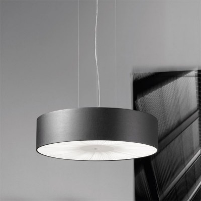 SCOTTI závěsná 1000 Závěsné svítidlo SKIN,svítí nahoru a dolů,materiál kov,eko-kůže,barva bílá / oranžová / červená / zlatá / černá, difuzor textil pongé v barvě bílá / teple bílá / zlato-žlutá / červená, 6x20W E27 / 6x42W GX24q-4, 230V, IP20, rozměr