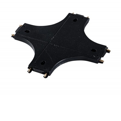 BRAUSO X connector, 48V X-konektor, spoj pro magnetický systém, těleso plast a měď, povrch černá/bílá, IP20, 48V, rozměry 110x5x55mm.