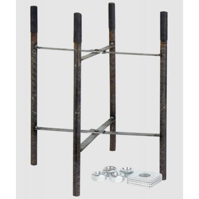 SUKIES základna Základna pro kotvení stožáru veřejného osvětlení do země, rozměry šroubů 180x180mm, h=300mm, materiál kov, povrch galvanizovaný