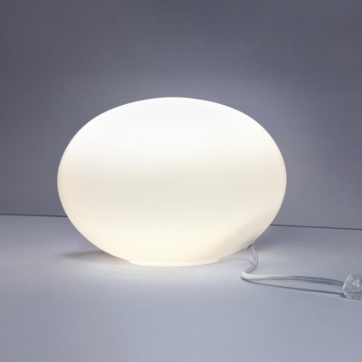 ZELA STS Stolní lampa, základna kov, povrch bílá, difuzor sklo opál, pro žárovku 1x60W, E27. 230V, IP20, tř.1, rozměry d=225mm, h=160mm, vč vypínače na kabelu