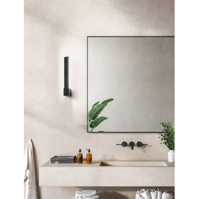 KOŠAU WL 14W CCT Nástěnné svítidlo, nast. směr svícení, hliník, černá, dif. plast opál, LED 14W, 1120lm, přepín. CCT teplá 3000K/neutr 4000K/denní 6000K, Ra80, 230V, IP20, rozměry 310x40x100mm.