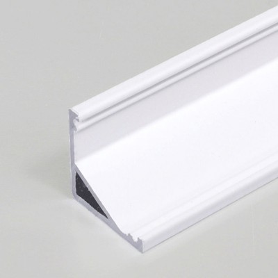 SUPINA C Přisazený, rohový profil pro LED pásky, sklon 60° nebo 30°, materiál hliník, povrch bílý, max šířka LED pásků w=12mm, rozměry 16,5x16,5mm, l=3000mm