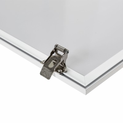 K01 Montážní klip 4ks Sada montážních klipů pro spodní montáž LED panelů, pro panel 600x600mm a 300x1200mm, do sádrokartonu SDK, materiál kov